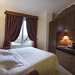 La Perla Hotel 3*