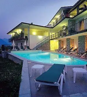 La Perla 3* Tremezzo