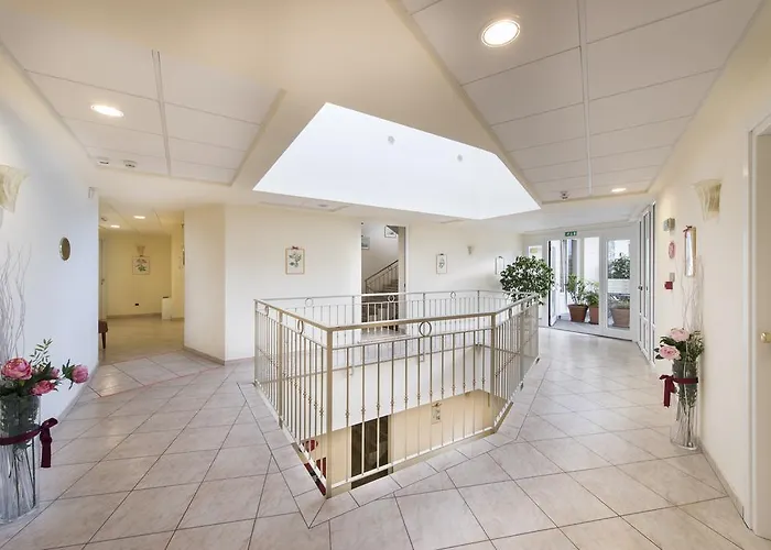 La Perla Отель Тремеццо