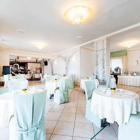 La Perla Hotell