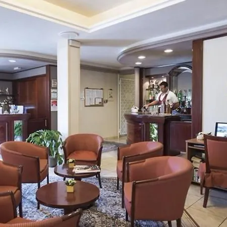La Perla Hotell
